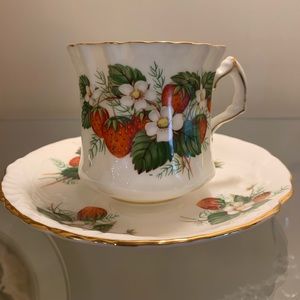 Strawberry Ripe Hammersley Bone China England